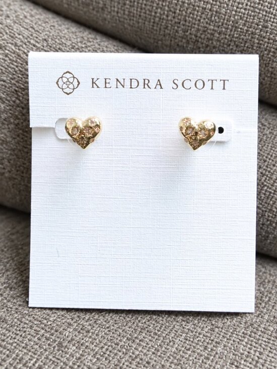 Kendra Scott Jewelry - heart stud earrings